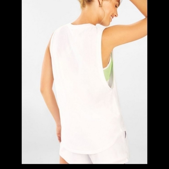 Fabletics Janis Muscle Tank with Get It‎ Graphic - Picture 3 of 4